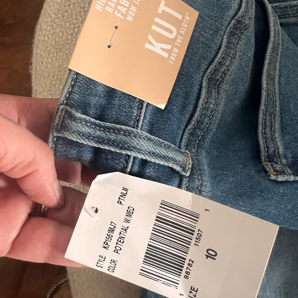 Kut from the Kloth Medium Blue High-Rise Straight Jeans - Picture 2 of 3